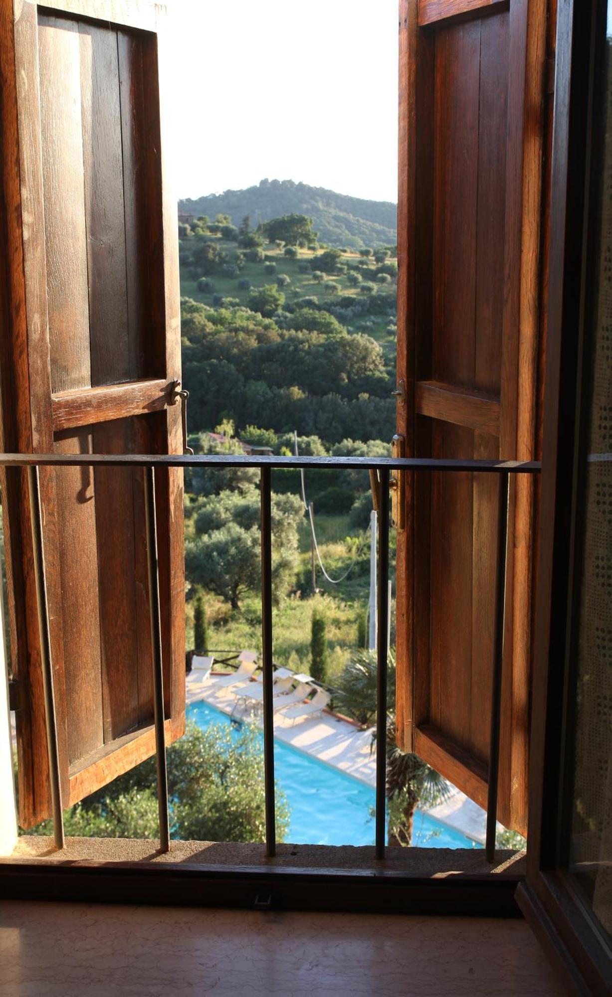 Madonna Del Poggio Cav Apart otel Scarlino Dış mekan fotoğraf