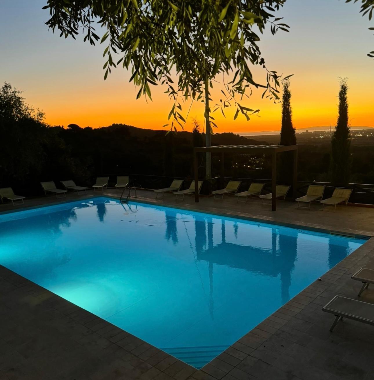 Madonna Del Poggio Cav Apart otel Scarlino Dış mekan fotoğraf